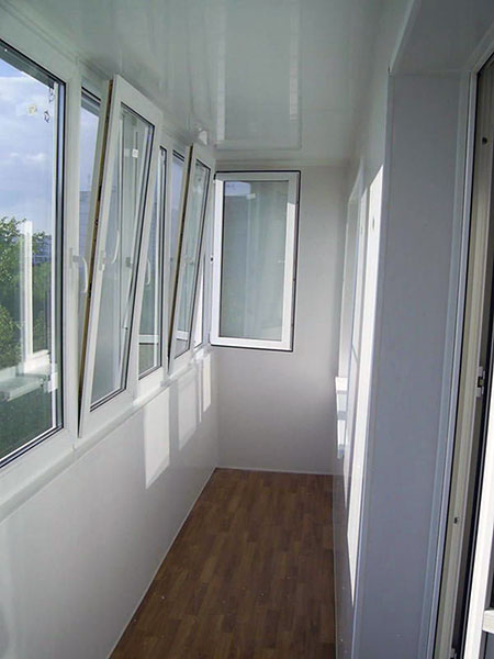 Тёплое и холодное распашное остекление балконов алюминиевым профилем Кашира
